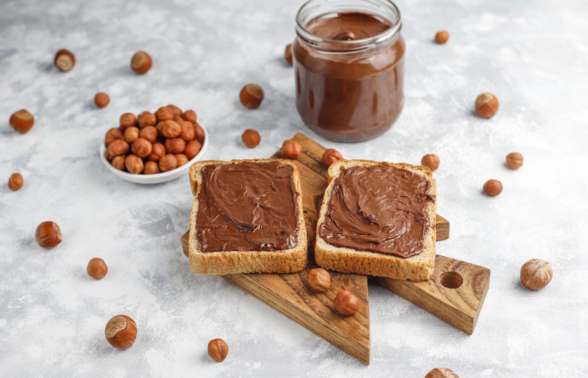 National Peanut Butter and Jelly Day: A Celebration of the Iconic Combo 🥪🥜🍇